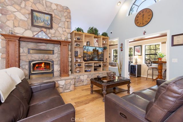 16713 Sequoia Way, Pine Mountain Club, CA 93222