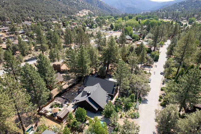 16713 Sequoia Way, Pine Mountain Club, CA 93222