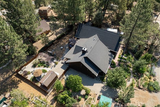 16713 Sequoia Way, Pine Mountain Club, CA 93222
