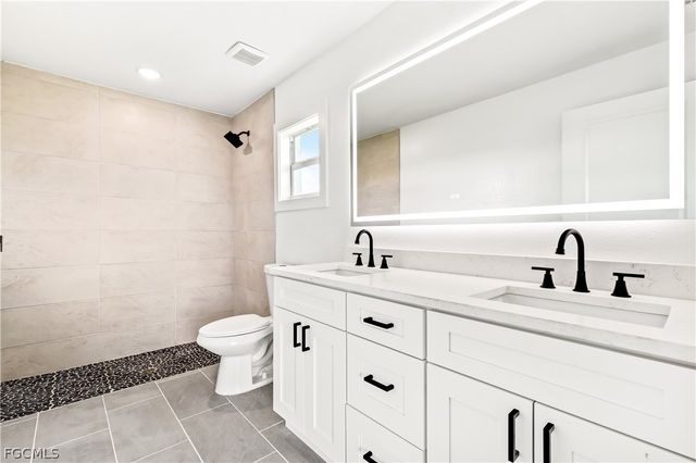 2212 NE 6th AVE, Cape Coral, FL 33909