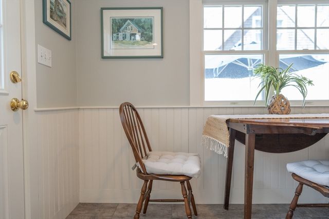 10 Essex Pl, Harwich, MA 02646