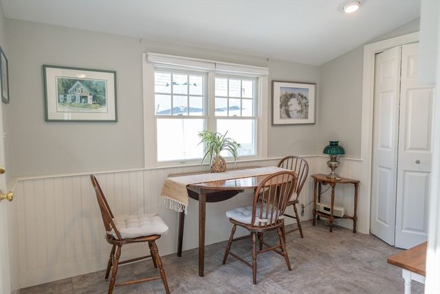 10 Essex Pl, Harwich, MA 02646