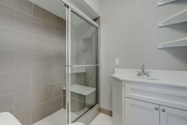 1657 Bonnie Brae Street, Houston, TX 77006