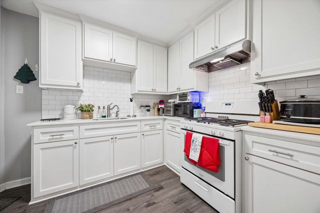 1657 Bonnie Brae Street, Houston, TX 77006