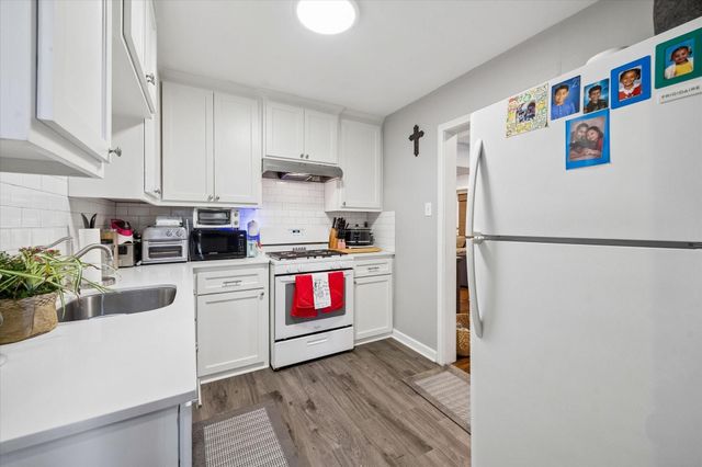 1657 Bonnie Brae Street, Houston, TX 77006