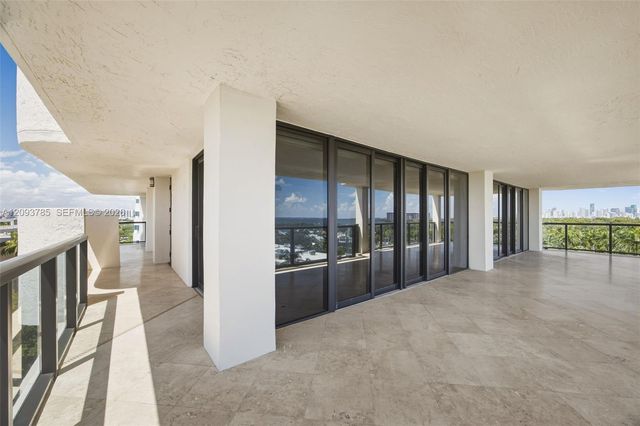 2575 S Bayshore Drive 10A & 10B, Coconut Grove, FL 33133