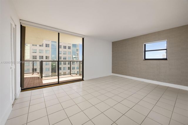2575 S Bayshore Drive 10A & 10B, Coconut Grove, FL 33133