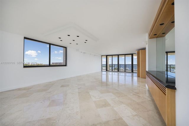 2575 S Bayshore Drive 10A & 10B, Coconut Grove, FL 33133
