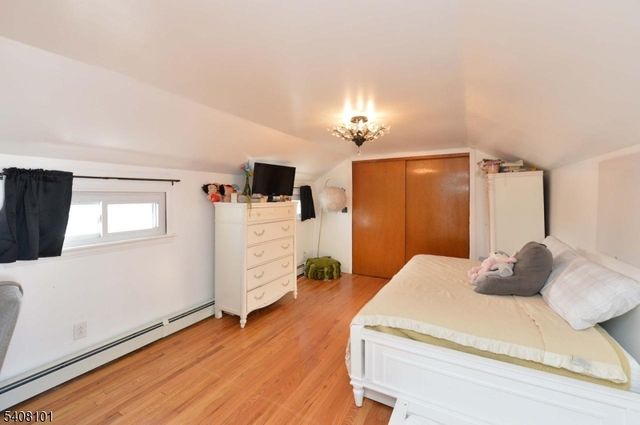 30 Rosalie St, Fair Lawn Boro, NJ 07410