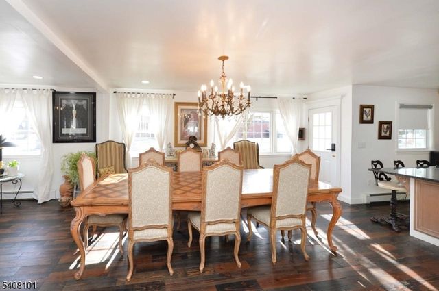 30 Rosalie St, Fair Lawn Boro, NJ 07410