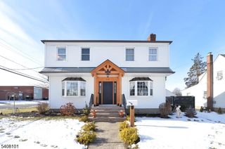 30 Rosalie St, Fair Lawn Boro, NJ 07410