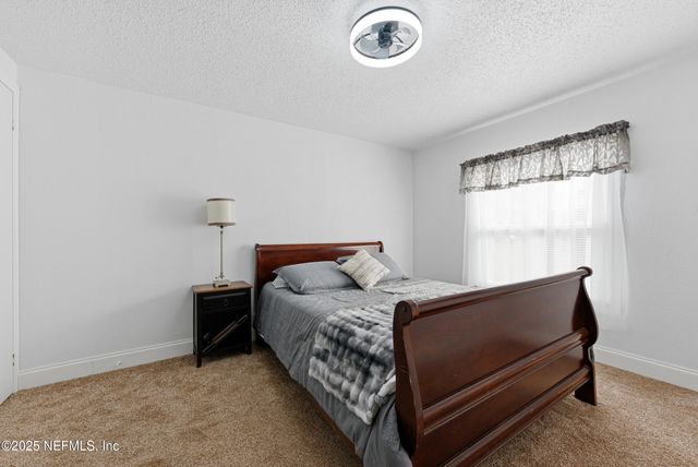 14513 W DUVAL Place W, Jacksonville, FL 32218