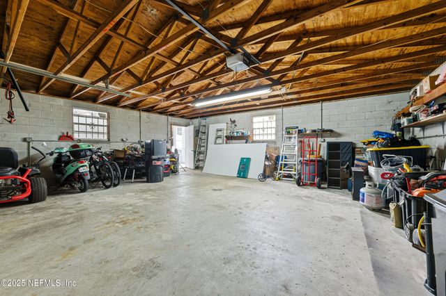 14513 W DUVAL Place W, Jacksonville, FL 32218