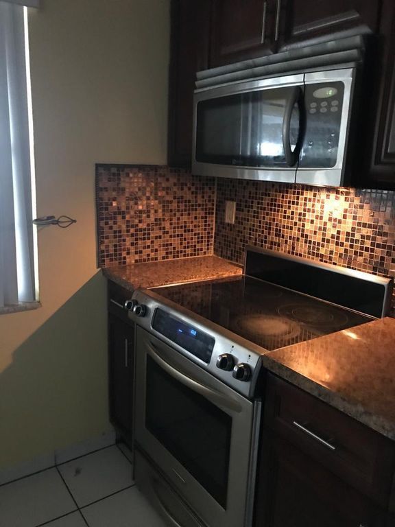 5100 SW 41st Street 110, Hollywood, FL 33023