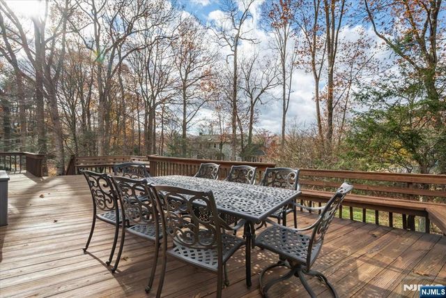 1 Jardine Court, Morris Township, NJ 07950