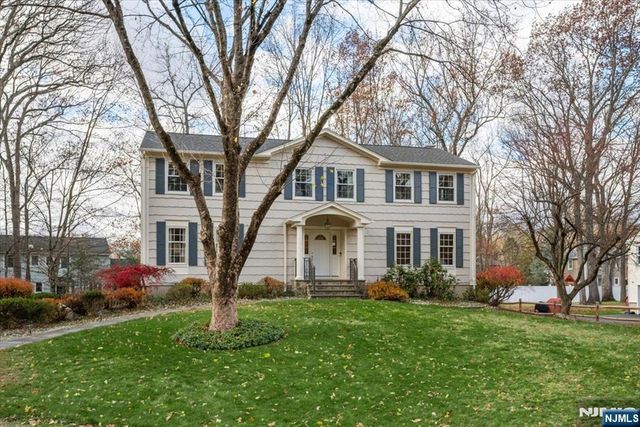 1 Jardine Court, Morris Township, NJ 07950