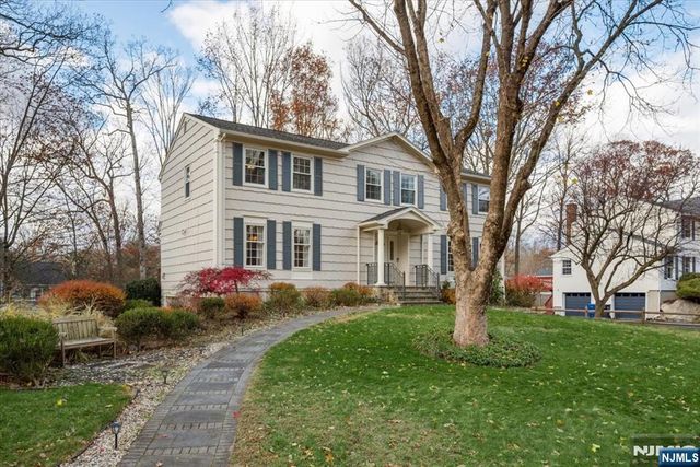 1 Jardine Court, Morris Township, NJ 07950