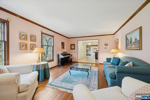 1 Jardine Court, Morris Township, NJ 07950