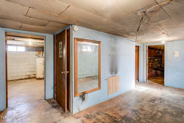 1411 East Watauga Avenue, Johnson City, TN 37601