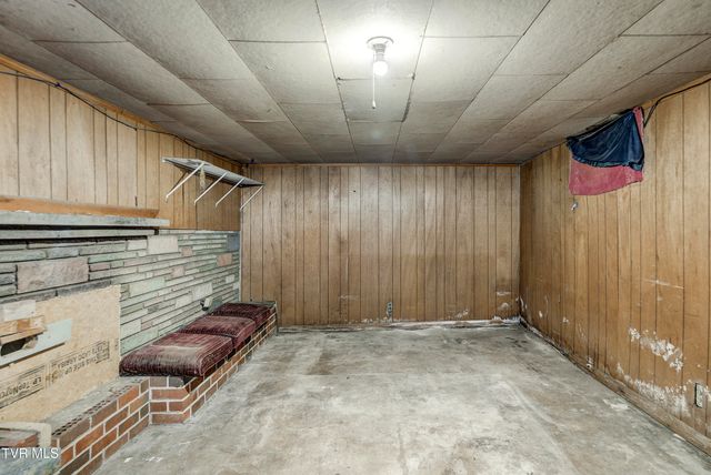 1411 East Watauga Avenue, Johnson City, TN 37601