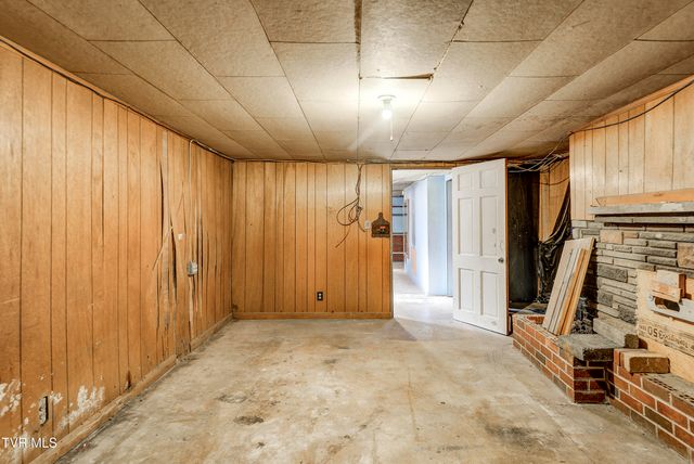 1411 East Watauga Avenue, Johnson City, TN 37601