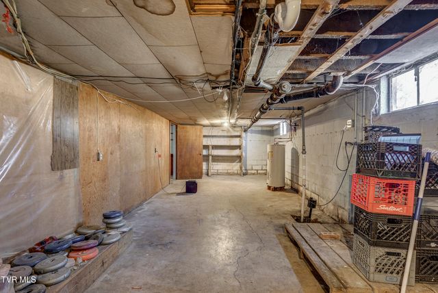 1411 East Watauga Avenue, Johnson City, TN 37601