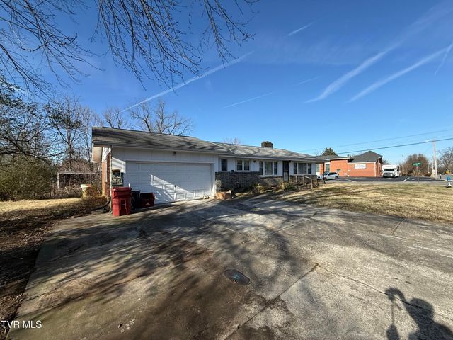 1411 East Watauga Avenue, Johnson City, TN 37601