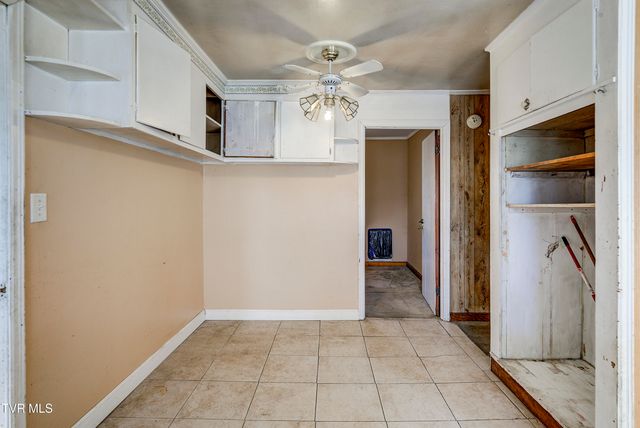 1411 East Watauga Avenue, Johnson City, TN 37601