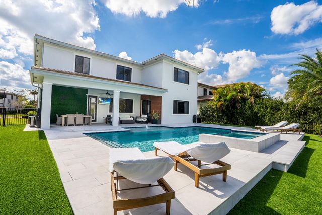 10555 Cobalt Court, Parkland, FL 33076