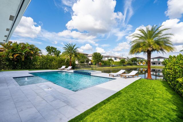 10555 Cobalt Court, Parkland, FL 33076