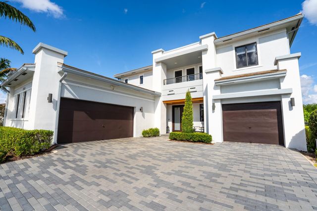 10555 Cobalt Court, Parkland, FL 33076