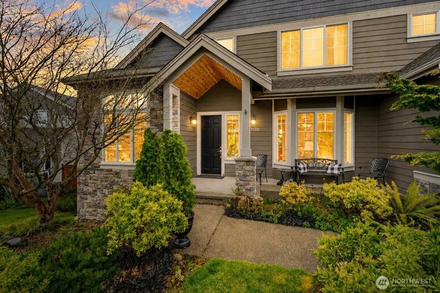 21729 Quiet Water Loop, Lake Tapps, WA 98391
