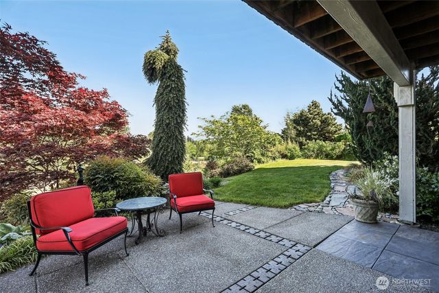 21729 Quiet Water Loop, Lake Tapps, WA 98391
