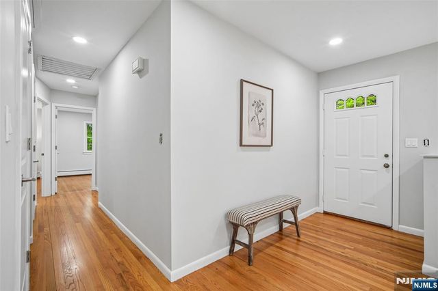 900 Hillsdale Avenue, Hillsdale, NJ 07642