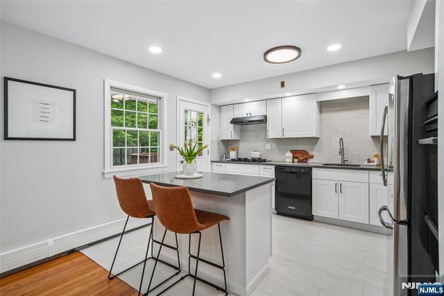 900 Hillsdale Avenue, Hillsdale, NJ 07642