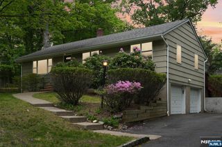 900 Hillsdale Avenue, Hillsdale, NJ 07642