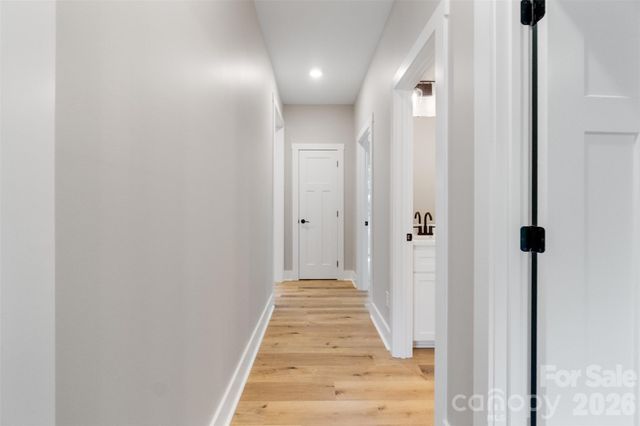 185 Shagbark Court, West End, NC 27376