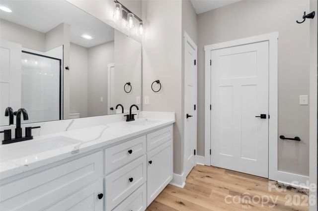 185 Shagbark Court, West End, NC 27376