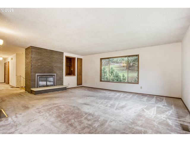 12155 Se 143RD Pl, Happy Valley, OR 97086