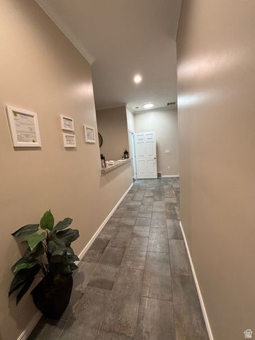 6076 S 900 E, Murray, UT 84121