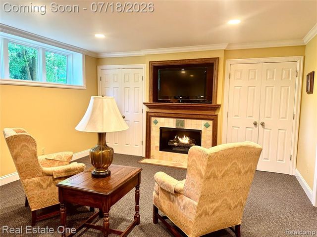 1793 Skyline Drive, Rochester Hills, MI 48306