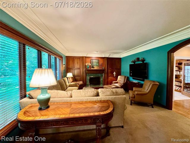 1793 Skyline Drive, Rochester Hills, MI 48306