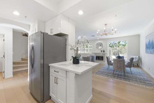 88 17th Avenue 109, San Mateo, CA 94402