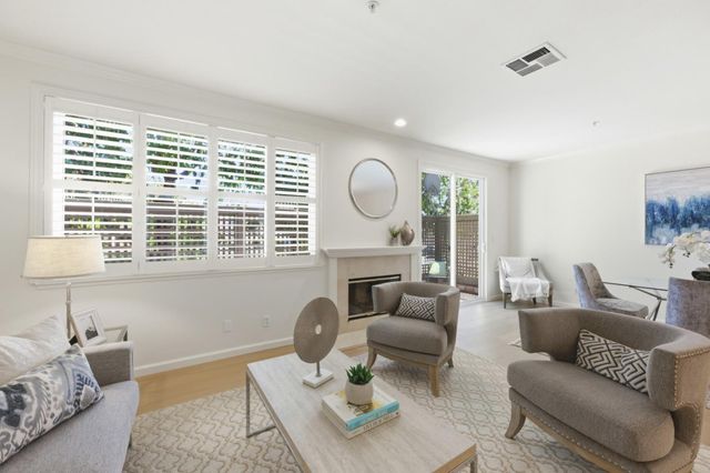 88 17th Avenue 109, San Mateo, CA 94402