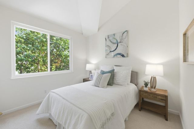 88 17th Avenue 109, San Mateo, CA 94402