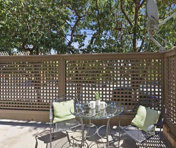 88 17th Avenue 109, San Mateo, CA 94402