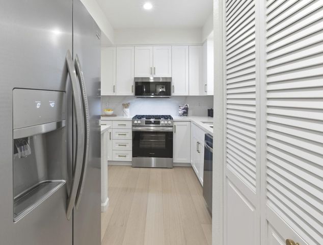 88 17th Avenue 109, San Mateo, CA 94402