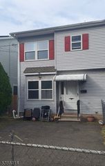 197 Harrison St, Paterson City, NJ 07501