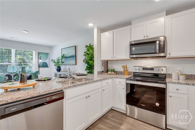 104 Coneflower Road, Bloomingdale, GA 31302