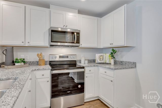104 Coneflower Road, Bloomingdale, GA 31302